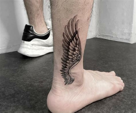 hermes flying shoes tattoo|Hermes snake tattoos.